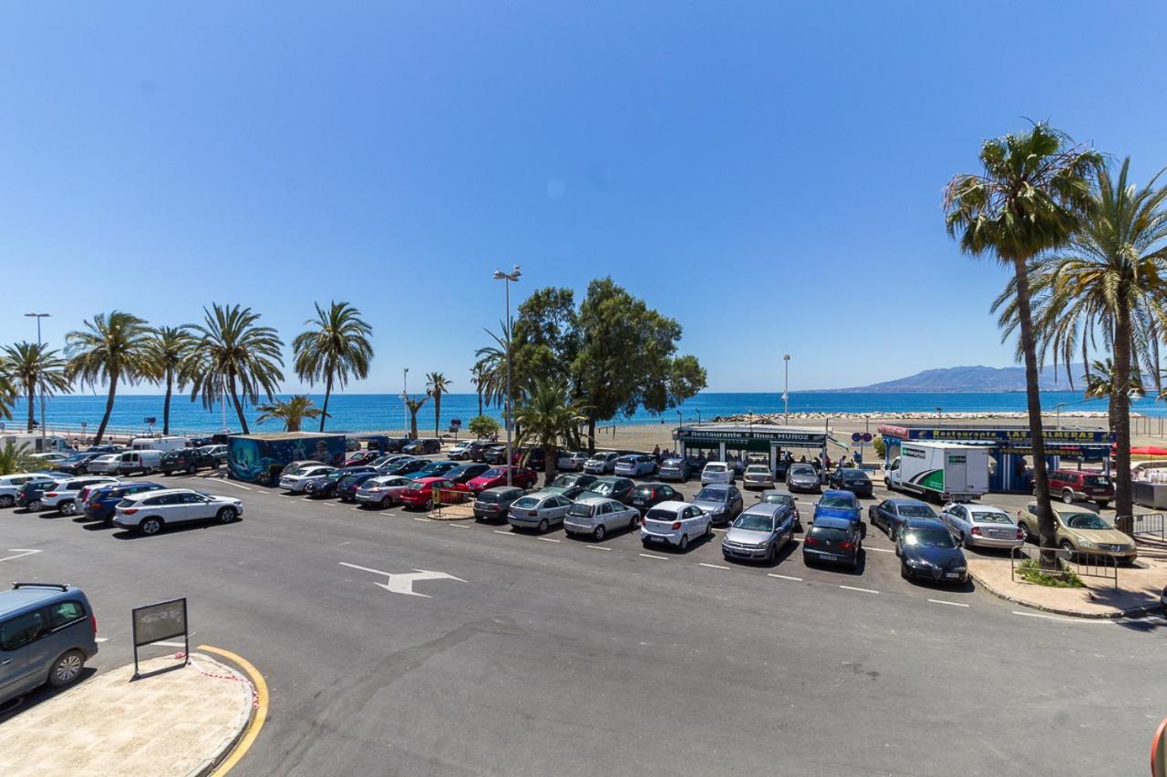מאלגה Soek Pedregalejo Seafront Holidays Homes מראה חיצוני תמונה